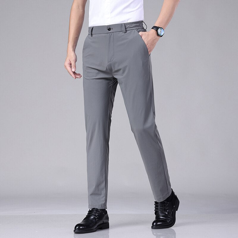 Zakelijke heren stretch pantalon met moderne pasvorm en comfortabel design van Mokum Alef
